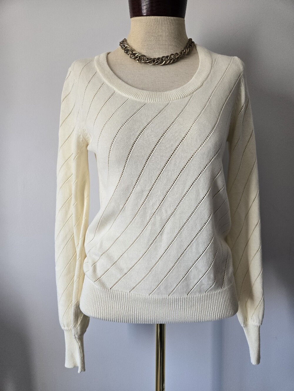 Modcloth Cream Lightweight Diagonal Eyelet Knit Sweater. Size XS
